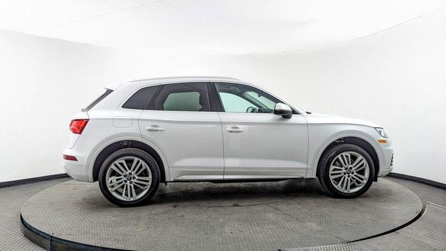Photo of 2020 Ibis White Audi Q5