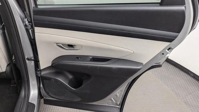 Photo of 2025 Shimmering Silver Hyundai TUCSON