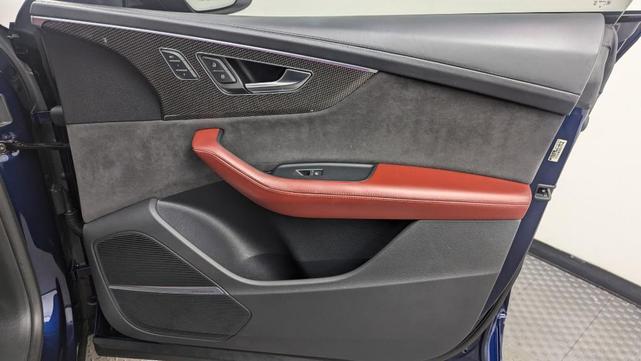 Photo of 2021 Navarra Blue Metallic Audi SQ8