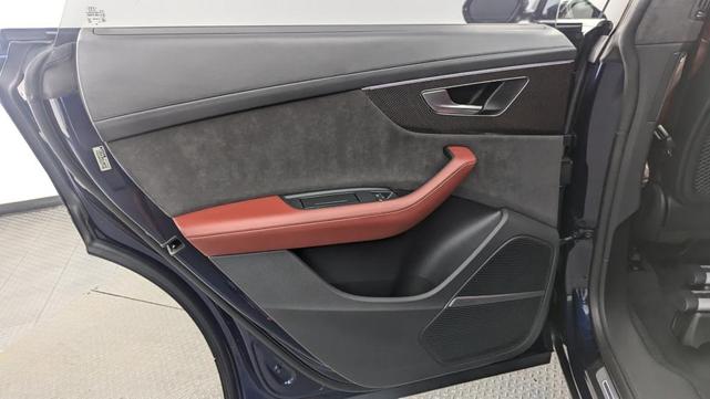 Photo of 2021 Navarra Blue Metallic Audi SQ8