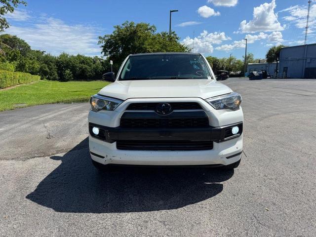 Photo of 2019 Blizzard Pearl Toyota 4Runner