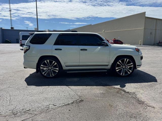 Photo of 2019 Blizzard Pearl Toyota 4Runner