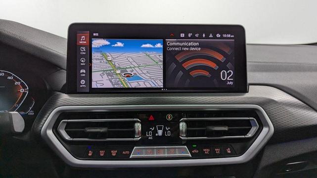 Photo of 2022 Alpine White BMW X4