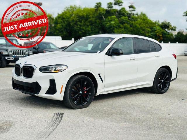 2022 BMW X4