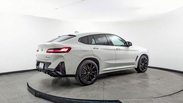 Photo of 2022 Alpine White BMW X4