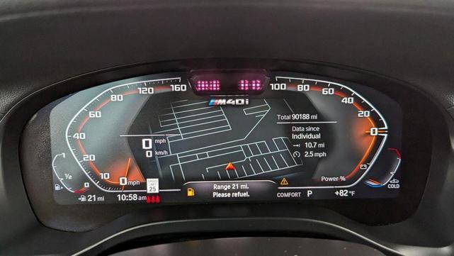 Photo of 2022 Alpine White BMW X4
