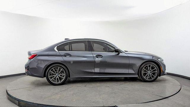 Photo of 2020 Mineral Gray Metallic BMW 330