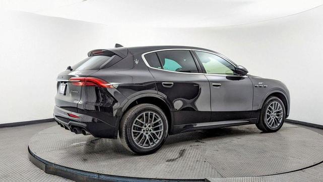 Photo of 2023 Nero Maserati Grecale