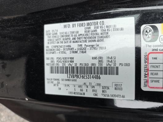 Photo of 2014 Black Ford Mustang