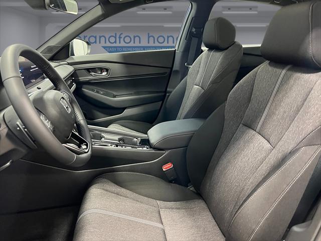 Photo of 2025 Solar Silver Metallic Honda Accord Hybrid