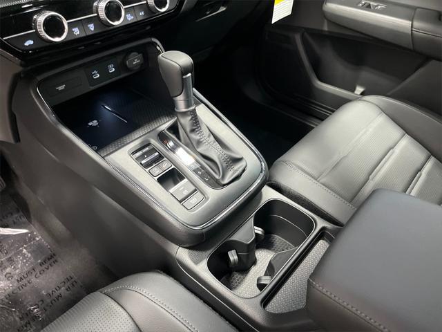 Photo of 2026 Platinum White Pearl Honda CR-V