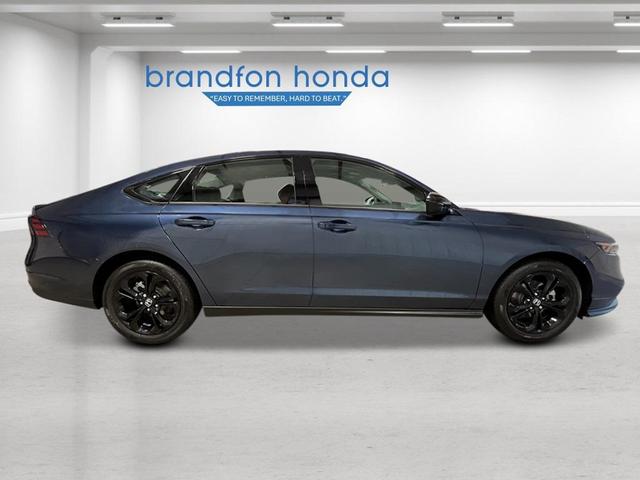 Photo of 2025 Canyon River Blue Metallic Honda Accord