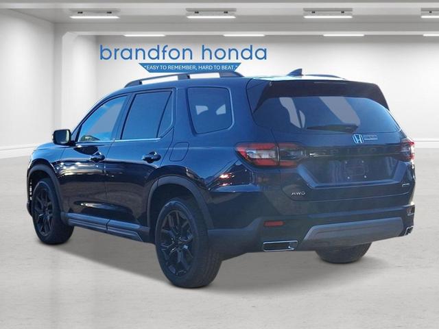 Photo of 2025 Obsidian Blue Pearl Honda Pilot