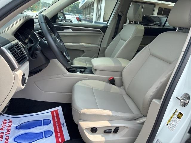 Photo of 2019 Pure White Volkswagen Atlas