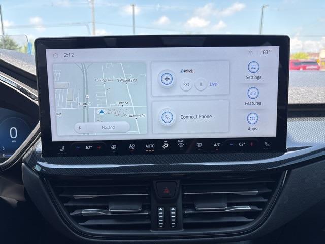 Photo of 2023 Carbonized Gray Metallic Ford Escape