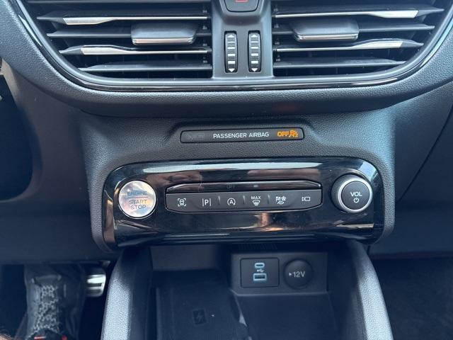 Photo of 2023 Carbonized Gray Metallic Ford Escape
