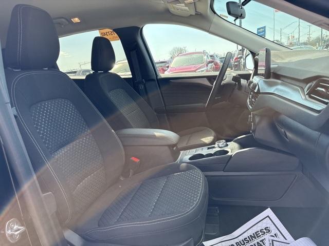 Photo of 2023 Black Ford Escape