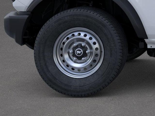 Photo of 2025 Oxford White Ford Bronco