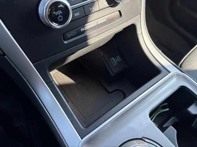 Photo of 2024 Carbonized Gray Metallic Ford Edge