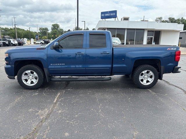 Photo of 2016 Deep Ocean Blue Metallic Chevrolet Silverado 1500
