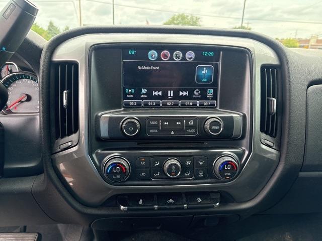 Photo of 2016 Deep Ocean Blue Metallic Chevrolet Silverado 1500