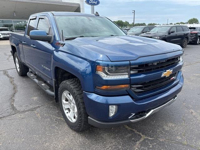 Photo of 2016 Deep Ocean Blue Metallic Chevrolet Silverado 1500