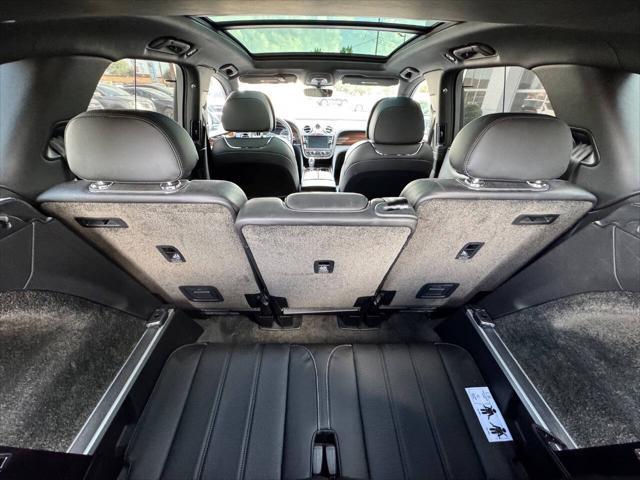 Photo of 2018 Beluga Solid Bentley Bentayga