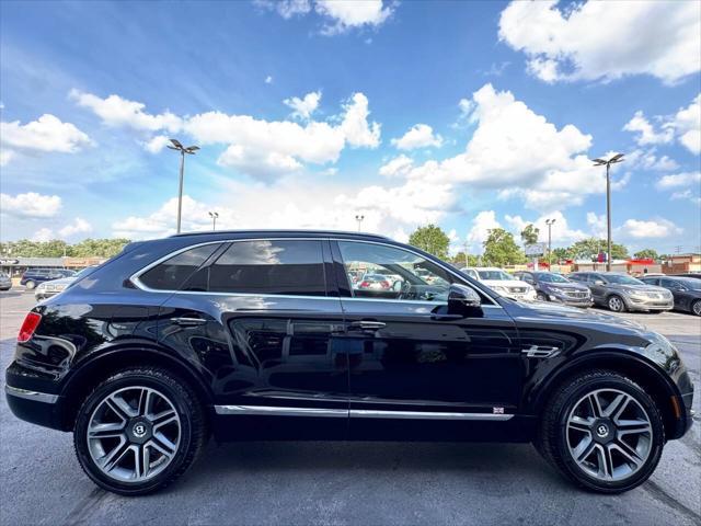 Photo of 2018 Beluga Solid Bentley Bentayga