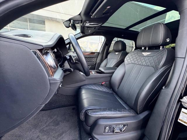 Photo of 2018 Beluga Solid Bentley Bentayga