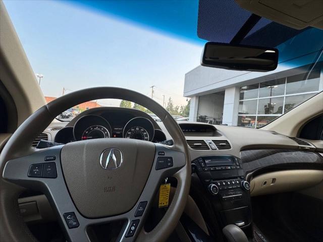 Photo of 2011 Crystal Black Pearl Acura MDX