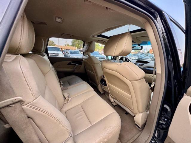 Photo of 2011 Crystal Black Pearl Acura MDX