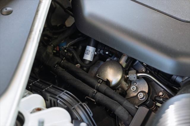 Photo of 2022 White Land Rover Range Rover