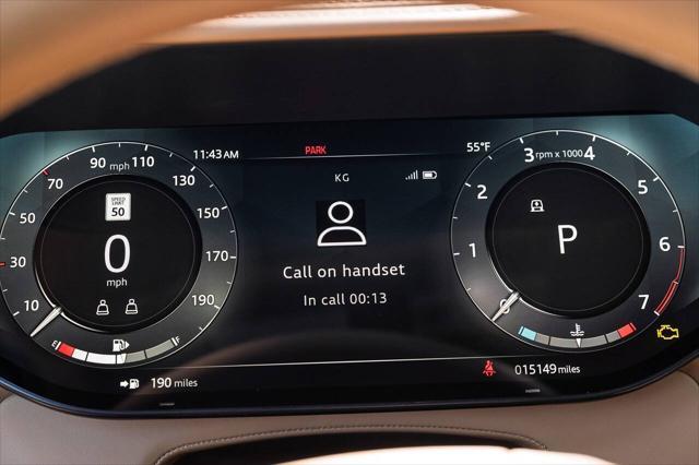 Photo of 2022 White Land Rover Range Rover