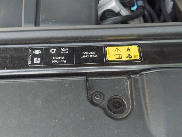 Photo of 2022 White Land Rover Range Rover