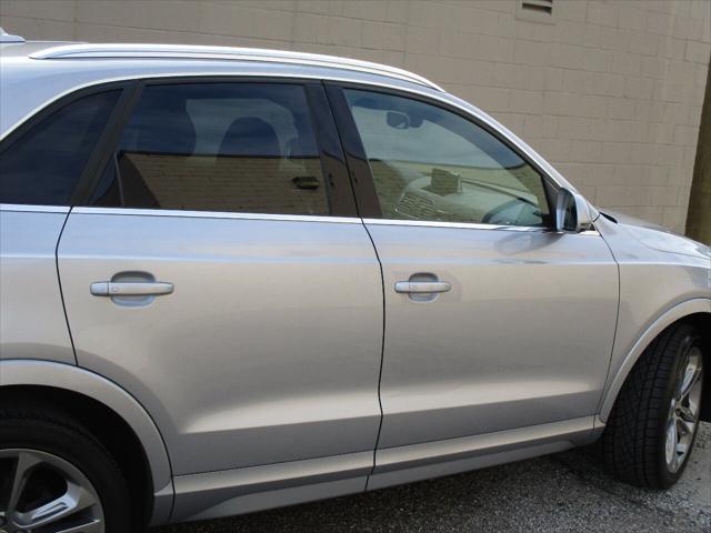Photo of 2017 Silver Audi Q3