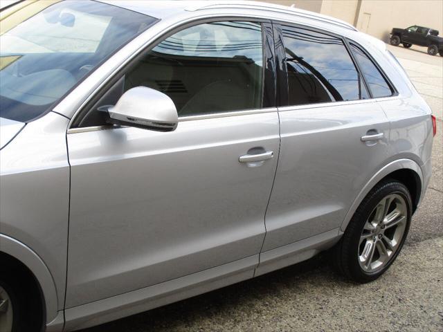 Photo of 2017 Silver Audi Q3