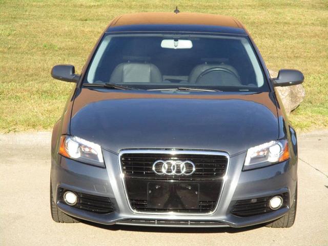 Photo of 2011 Gray Audi A3