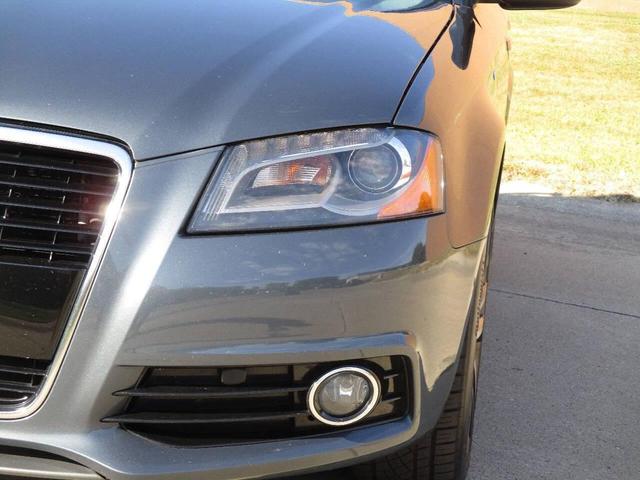 Photo of 2011 Gray Audi A3