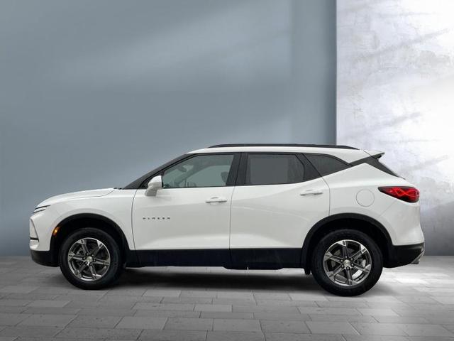 Photo of 2023 White Chevrolet Blazer