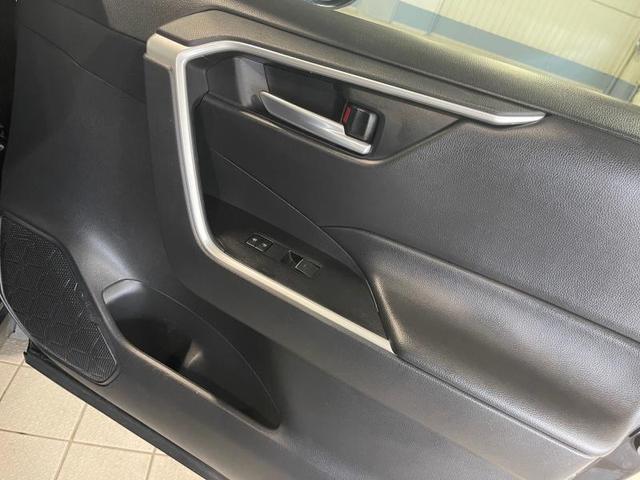 Photo of 2024 Black Toyota RAV4