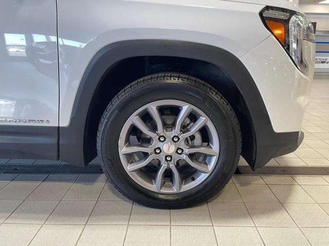 Photo of 2023 White GMC Terrain