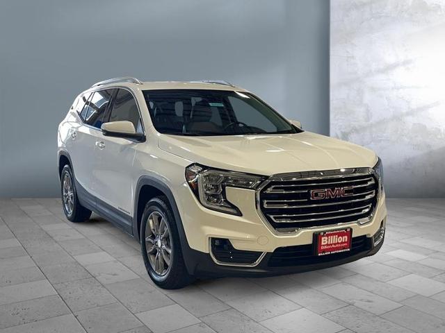 Photo of 2023 White GMC Terrain
