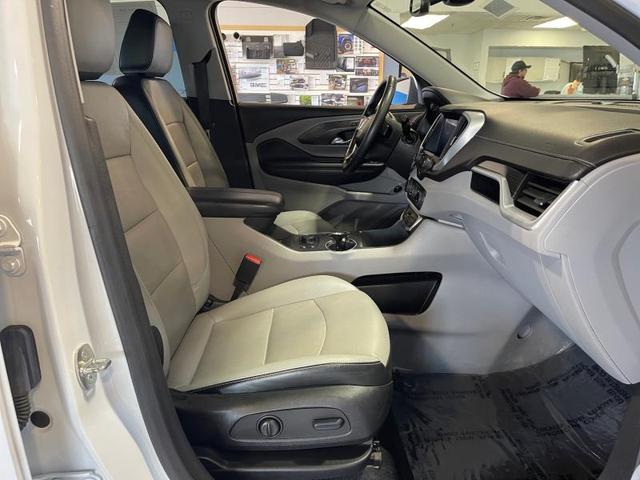 Photo of 2023 White GMC Terrain