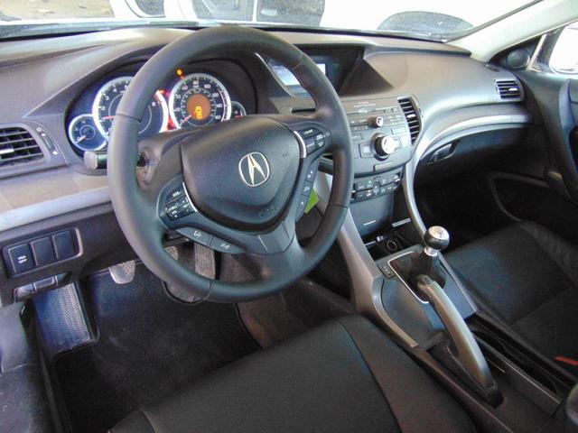 Photo of 2009 Crystal Black Pearl Acura TSX