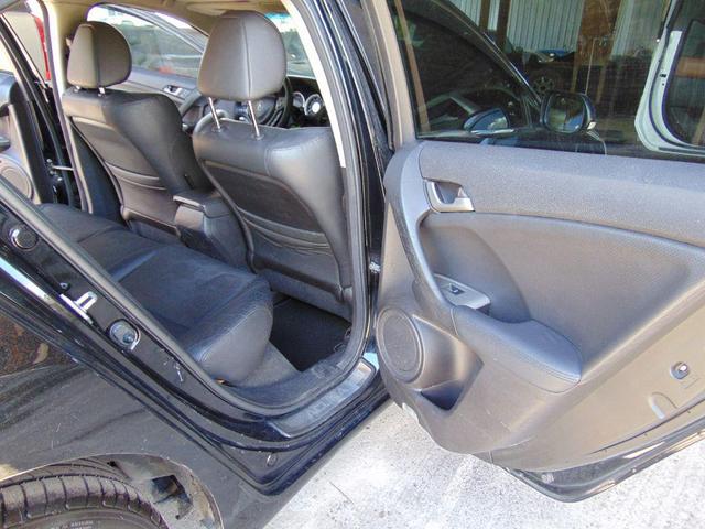 Photo of 2009 Crystal Black Pearl Acura TSX