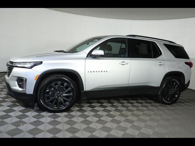 Photo of 2022 Silver Ice Metallic Chevrolet Traverse
