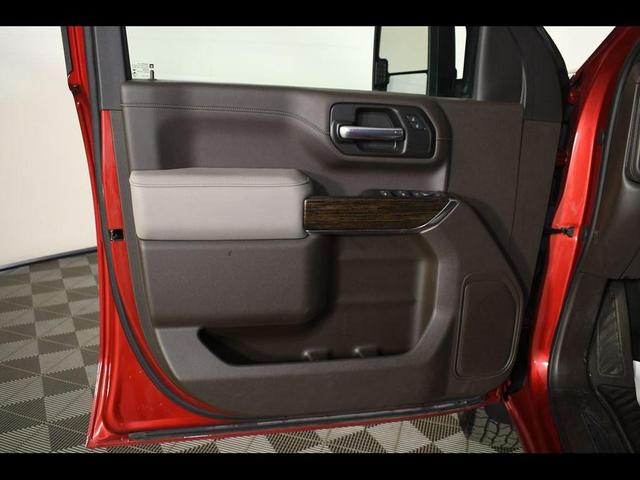 Photo of 2022 Cayenne Red Tintcoat GMC Sierra 2500