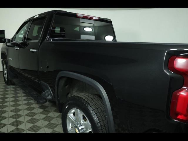 Photo of 2022 Mosaic Black Metallic Chevrolet Silverado 2500
