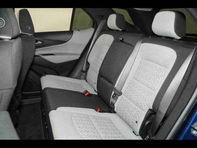 Photo of 2022 Blue Glow Metallic Chevrolet Equinox