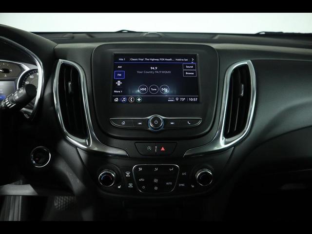 Photo of 2022 Mosaic Black Metallic Chevrolet Equinox